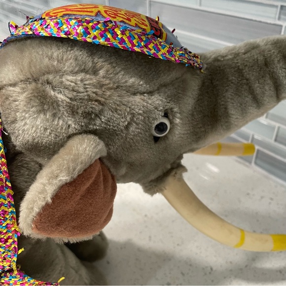 Vintage Ringling Bros Barnum Bailey Circus Gunther Farewell Tour Elephant Plush - Picture 9 of 15